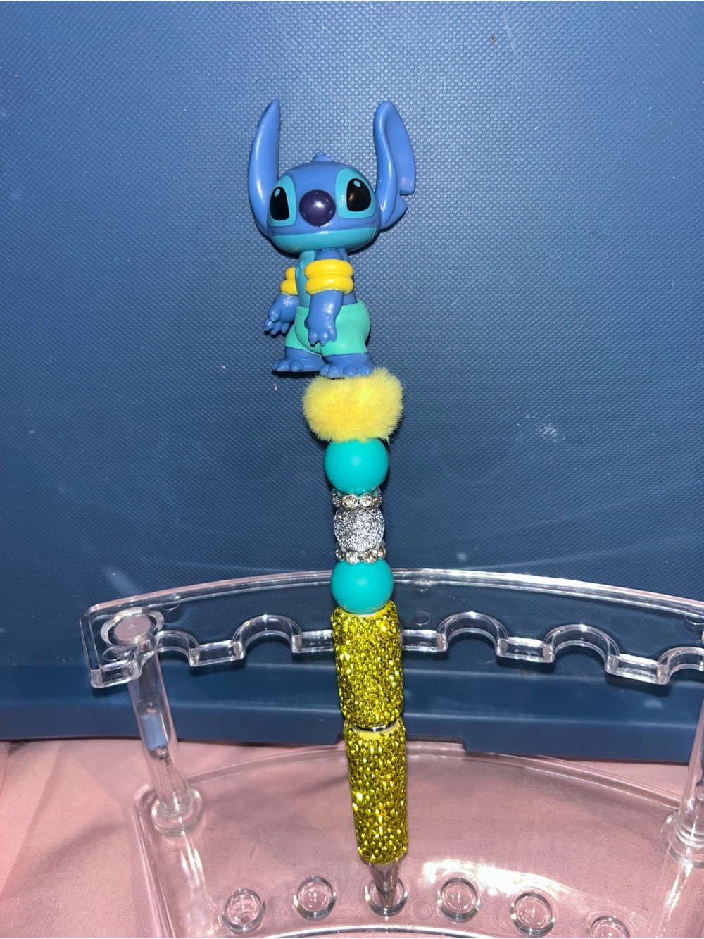Stitch beaded pen